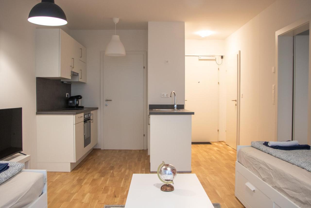 Flat2Go Modern Apartments - Harmony Of City And Nature Vienna Exterior photo
