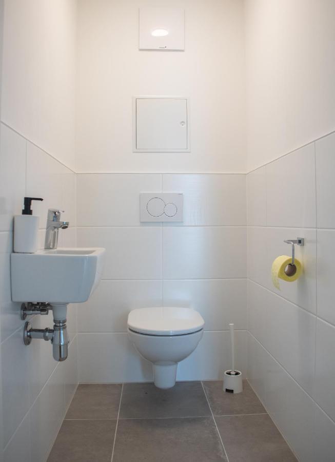 Flat2Go Modern Apartments - Harmony Of City And Nature Vienna Exterior photo