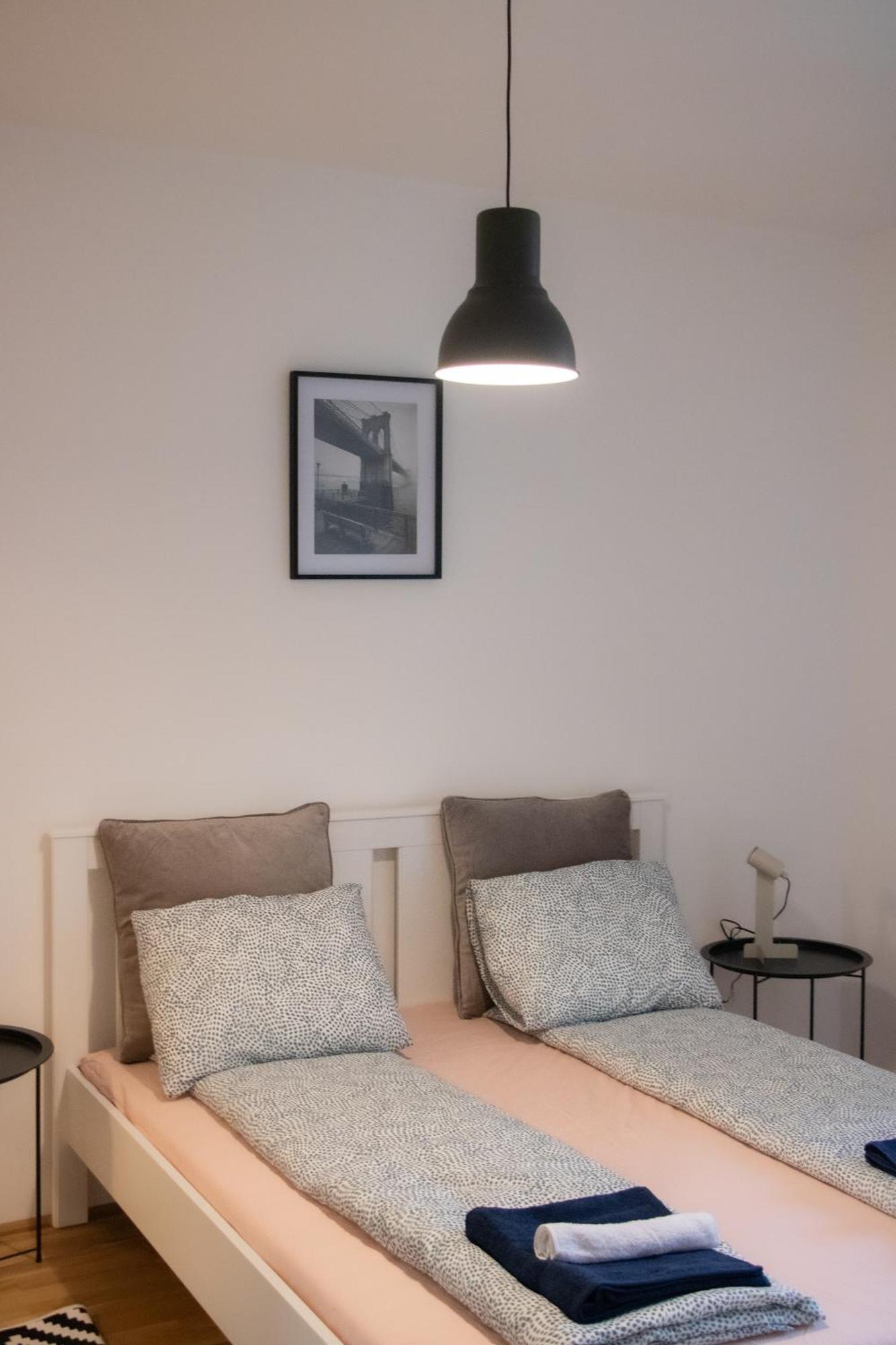 Flat2Go Modern Apartments - Harmony Of City And Nature Vienna Exterior photo